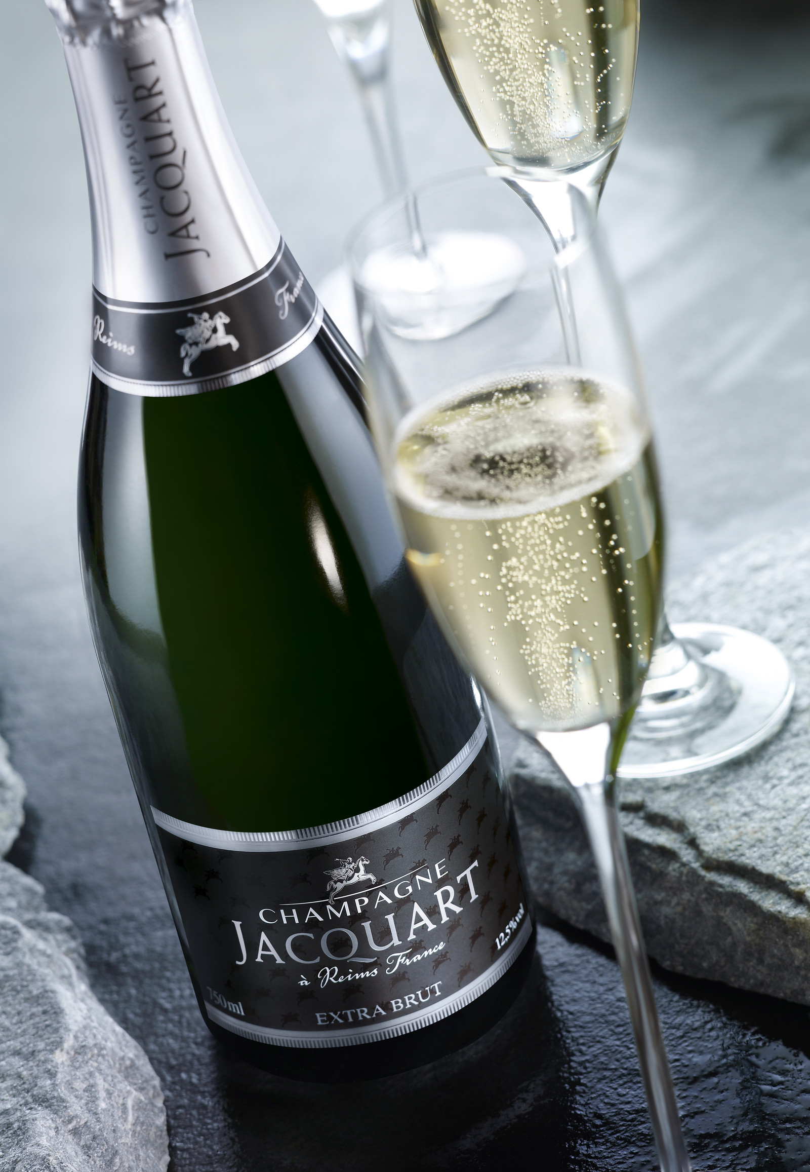 Romain RECHT – Retoucheur Photo Champagne, Bière et Spiritueux - PARIS - CAMPAGNE JACQUART