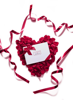 Romain RECHT – Retoucheur Photo Réseaux Sociaux - PARIS - CAMPAGNE CLARINS