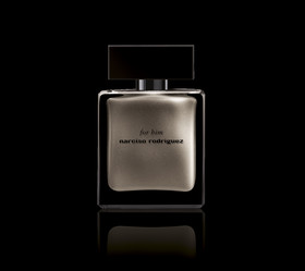 Romain RECHT – Retoucheur Photo Parfum - PARIS - CAMPAGNE NARCISO RODRIGUEZ