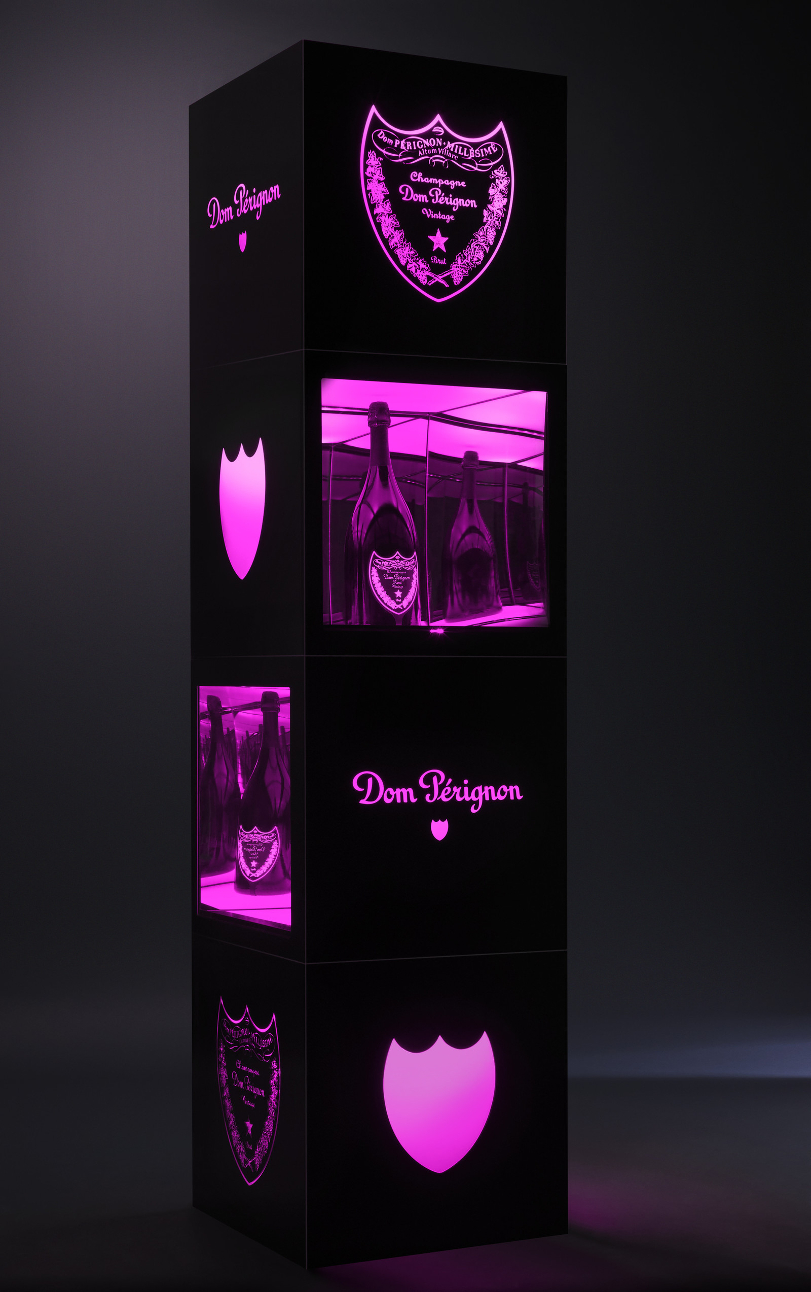 Romain RECHT – Retoucheur Photo Champagne, Bière et Spiritueux - PARIS - CAMPAGNE DOM PERIGNON