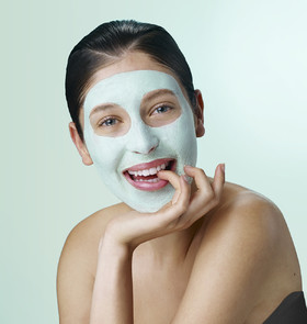 Romain RECHT – Retoucheur Photo Réseaux Sociaux - PARIS - CAMPAGNE MEVITA