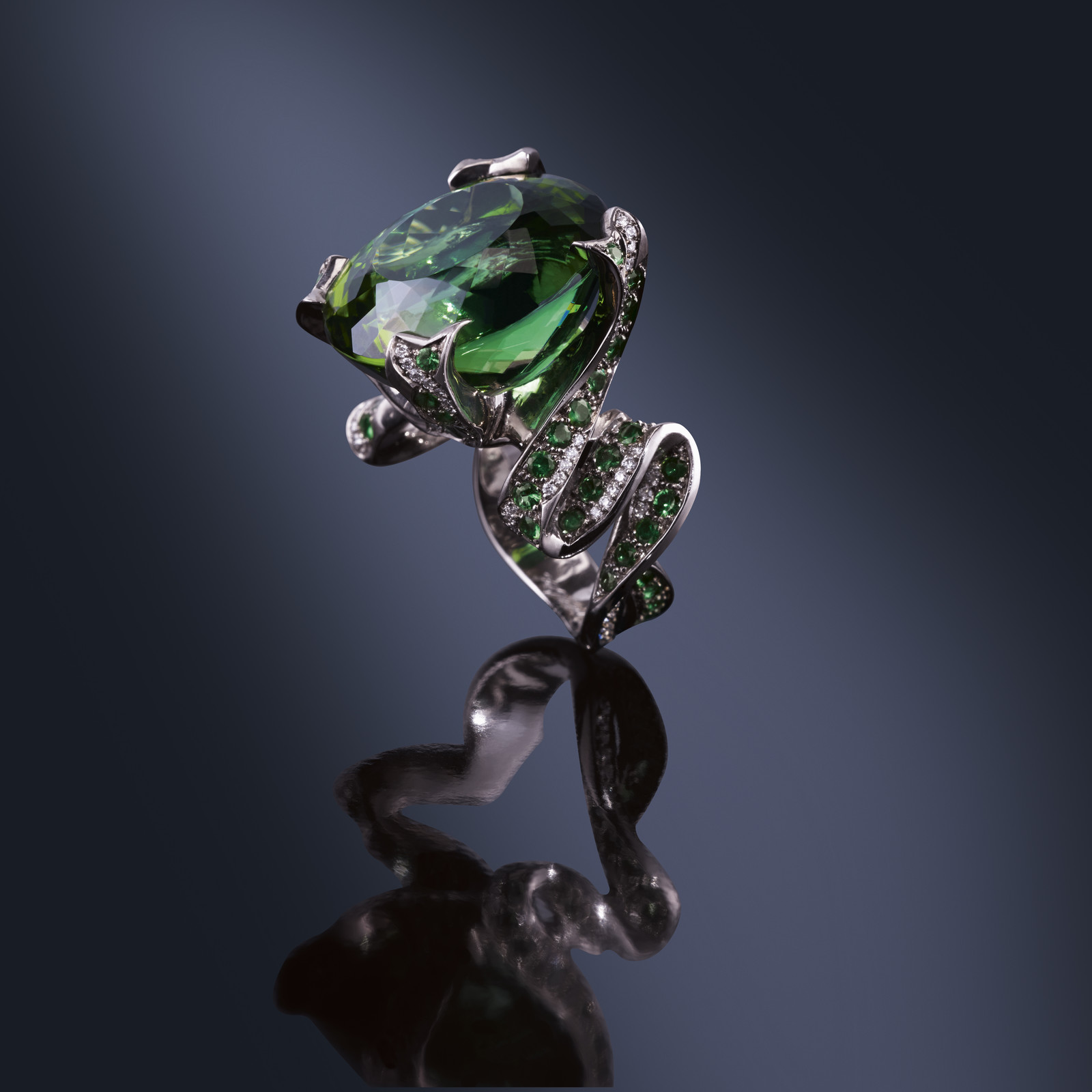 Romain RECHT – Retoucheur Photo STILL LIFE - PARIS - CAMPAGNE CADIK JOAILLERIE