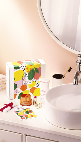 Romain RECHT – Retoucheur Photo Réseaux Sociaux - PARIS - CAMPAGNE CLARINS