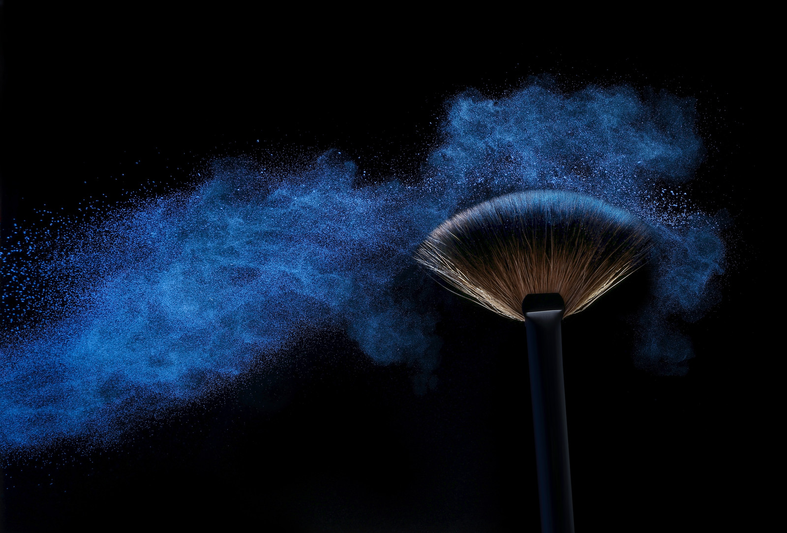 Romain RECHT – Retoucheur Photo Texture et Matière - PARIS