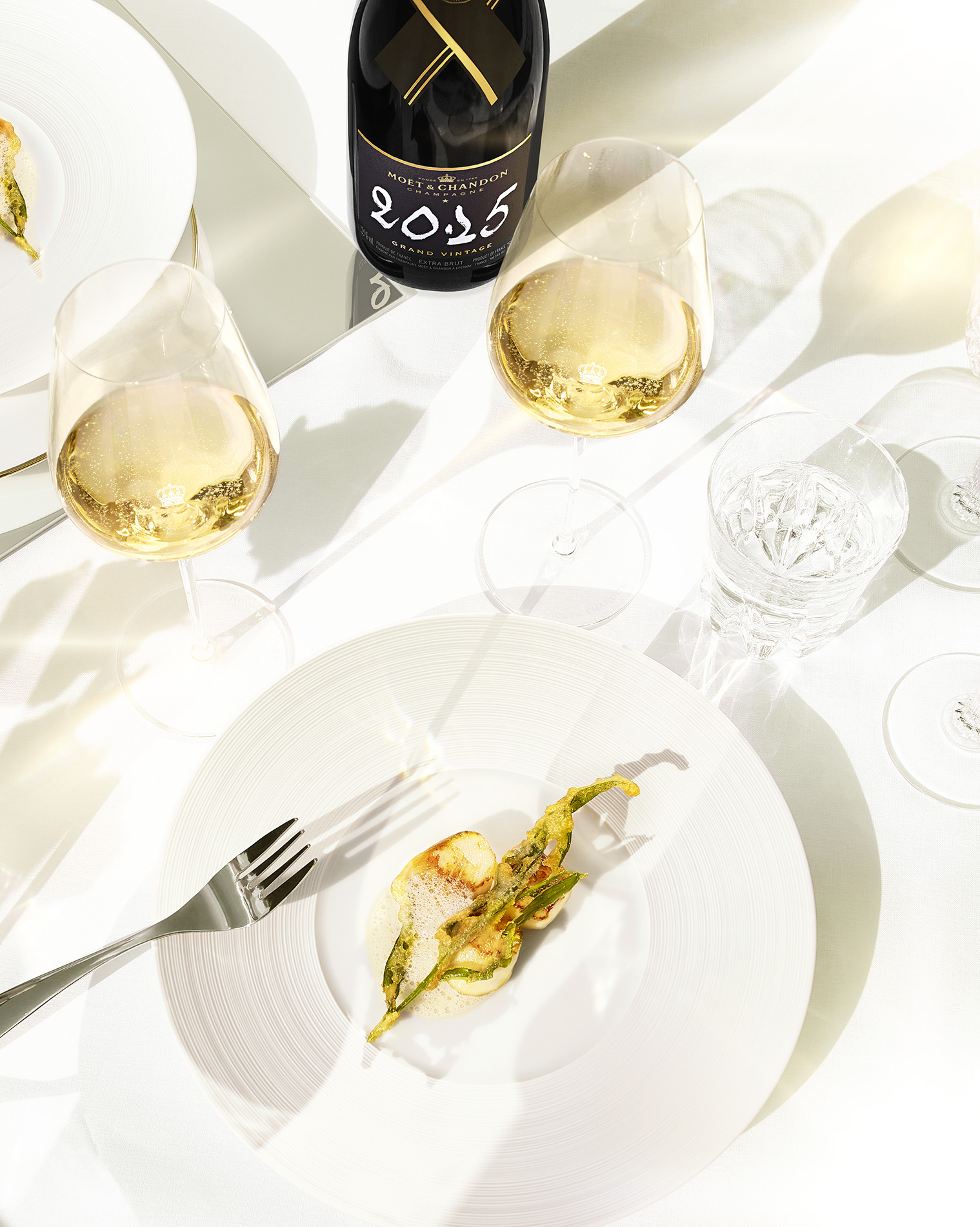 Romain RECHT – Retoucheur Photo Réseaux Sociaux - PARIS - CAMPAGNE MOET&CHANDON