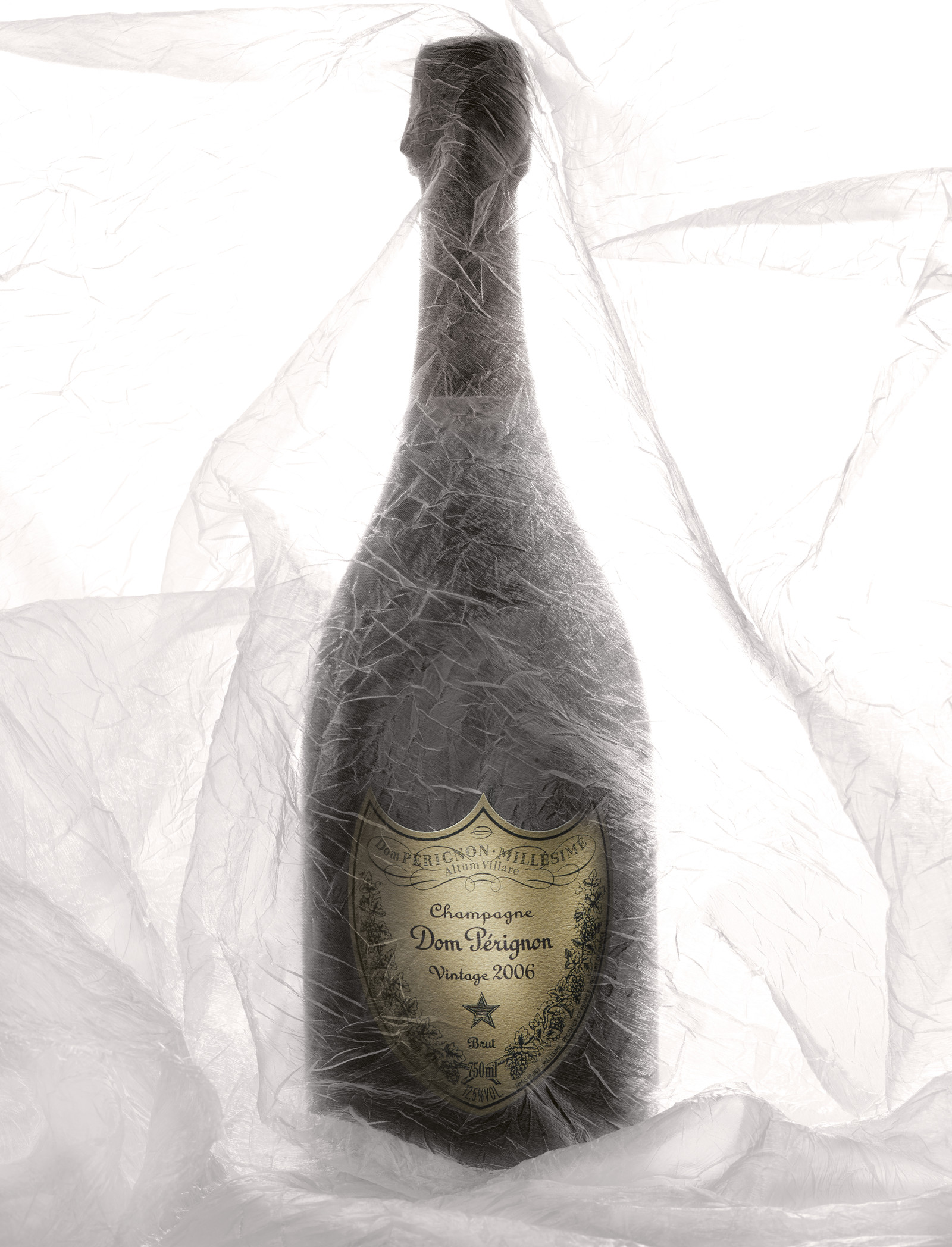 Romain RECHT – Retoucheur Photo Champagne, Bière et Spiritueux - PARIS - CAMPAGNE DOM PERIGNON