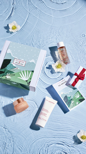 Romain RECHT – Retoucheur Photo Réseaux Sociaux - PARIS - CAMPAGNE CLARINS