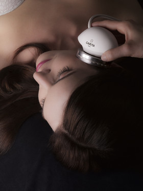 Romain RECHT – Retoucheur Photo Beauté - PARIS - CAMPAGNE CARITA