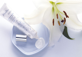 Romain RECHT – Retoucheur Photo Réseaux Sociaux - PARIS - CAMPAGNE MELVITA